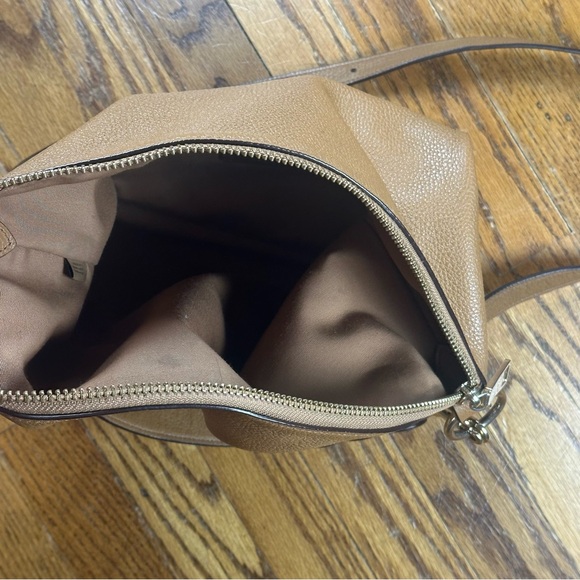 Coach Authentic Pebbled Leather Legacy Hobo Boho Shoulder Bag - Picture 13 of 14